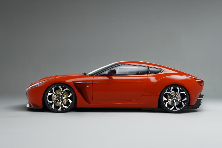  Aston Martin V12 Zagato Concept 2011 года  (фото 11 из 14)